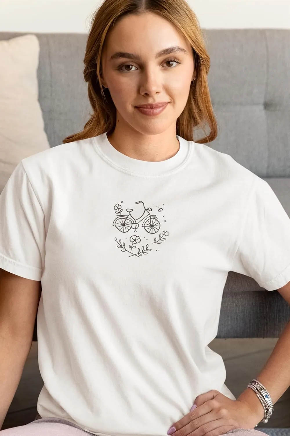 Minimalist Bicycle T-Shirt Cute Line Art Bike Floral Design Aesthetic Cycling Tee